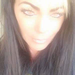 Meet your Posher, Heather april